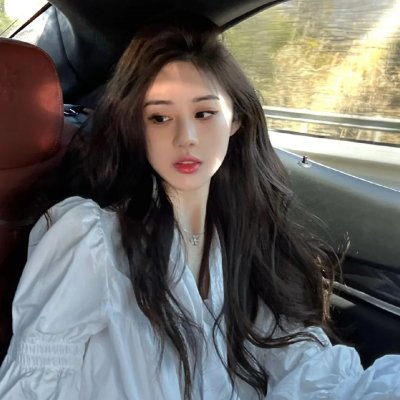 战地女护士封面